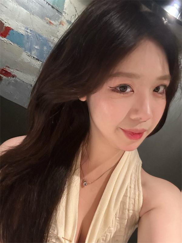 北京私人伴游女孩摄影师敏敏小姐姐